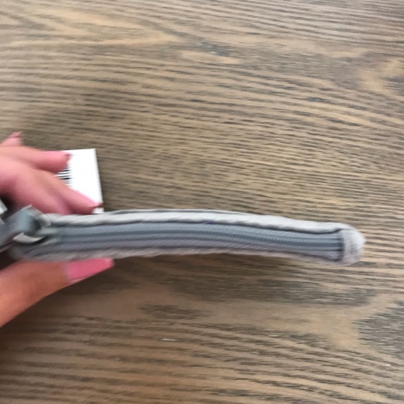 NEW Vera Bradley Zip ID Case Tranquil Gray - Picture 6 of 8